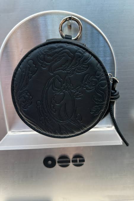 ARIRANG OFFICIAL MD CARD HOLDER (BLACK)